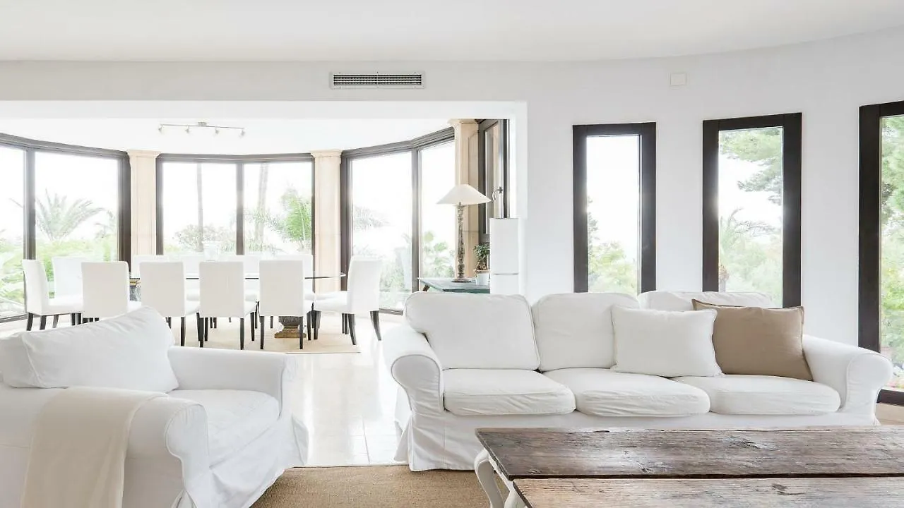4Mill Euro 700M2 Newly Renovated Mansion With Huge Garden And Large Heated Pool Villa Benalmadena